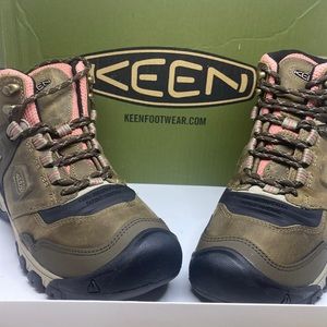 Brand New Keen Hiking Boots